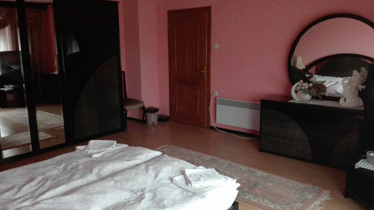 Domacinstvo Opavski Backi Petrovac Dış mekan fotoğraf